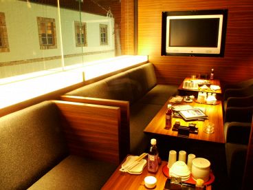 博多華善 渋谷店 水たき もつ鍋 鉄板料理の雰囲気1