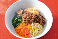 料理メニュー写真&nbsp;ビビンバ ワカメスープ付