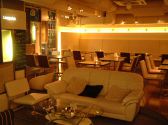 カフェ リマプル Limapuluh 鶴屋町店の雰囲気2