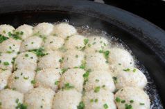 ヤムチャ ショップ 王朝 yamuchashop 焼き小龍包の写真