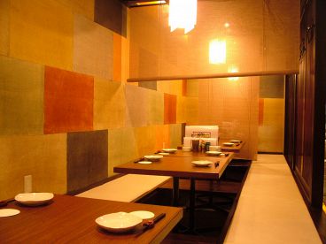 炙り 串焼き 居酒屋 赤寅の雰囲気1