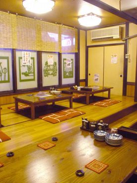 炉ばた居酒屋 炉談の雰囲気1