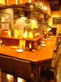 イタリア食堂 トオカボウ TOKABO 日本橋店の雰囲気3
