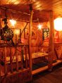 10名様ほどのグループはこちらのお座敷で♪