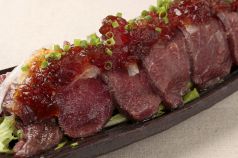 料理メニュー写真&nbsp;牛のタタキサラダ