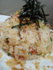 料理メニュー写真 たことネギの和ピラフ