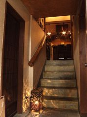 【入口】1F～2Fにお越しの方はこちらから