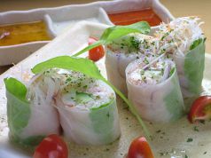 料理メニュー写真&nbsp;海老とルッコラの生春巻