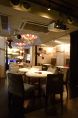 丸い円卓テーブルは会話が弾みます☆