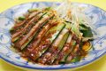 料理メニュー写真&nbsp;蒜泥白肉（豚肉のにんにくソースがけ）