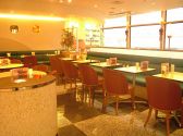 ブリヤン カフェ 小田急百貨店 新宿店の雰囲気2