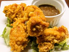 料理メニュー写真 チキンフライ ~オニオンソース~