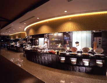 カスケイドカフェ ANAインターコンチネンタルホテル東京の雰囲気1