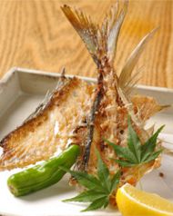料理メニュー写真 アジのパリパリ骨せんべい