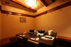 【鳥の間】8名様くらいまでご利用可能。