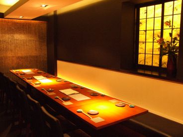デコボコ 苦楽園樋之池店の雰囲気1