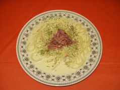 料理メニュー写真 うどんカルボナーラ