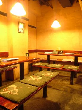 串焼き 幸の鶏 こうのとりの雰囲気1