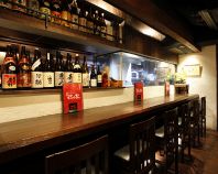 落ち着いた雰囲気の店内