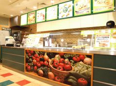 サブウェイ SUBWAY 赤坂アークヒルズ店の雰囲気3