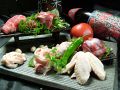 料理メニュー写真&nbsp;名物地鶏　都どり（せせり・田舎鶏・ささみの焼きしゃぶ風・ももetc）