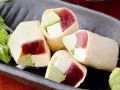 料理メニュー写真&nbsp;まぐろとアボカドの生湯葉巻き