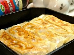 名物　鉄なべ棒餃子