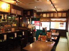 牛たん炭焼 利久 市役所前店の雰囲気3