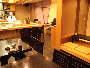 すし屋の源さん 元浅草店の雰囲気1