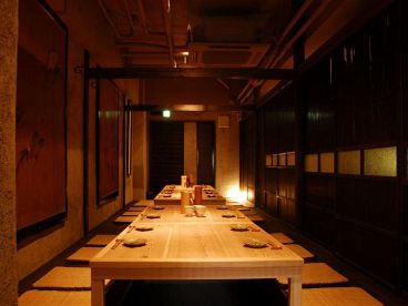 籠り山荘 暖炉 DANRO赤坂店の雰囲気1
