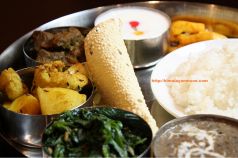 料理メニュー写真 ダルバート(ネパールの定食)
