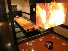 店内奥の掘りごたつ席。20名様まで利用可
