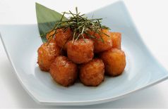 料理メニュー写真 ポテトもち