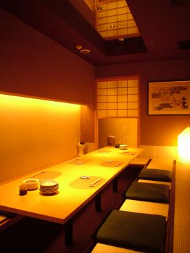 せんりゅう 栄店 板前さんの台所の雰囲気1