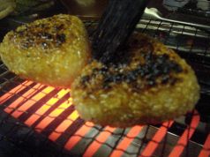 料理メニュー写真 焼きおにぎり(2個)