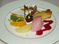 料理メニュー写真 自家製ケーキ