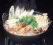 お店で鶏ガラを炊いてます
