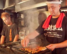 下町焼鳥 大坂屋 西中島店の雰囲気1