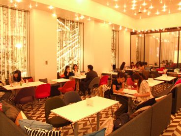 marbre blanc カフェ キャナルシティ博多店の雰囲気1