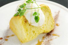 料理メニュー写真&nbsp;もちもち米粉のシフォンケーキメープルフレーバーで