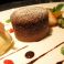 料理メニュー写真&nbsp;フォンダンショコラ　バニラアイス添え