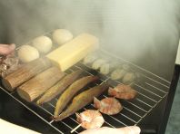 自家製燻製も人気です！