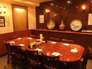 寿司茶屋 桃太郎 池袋西口店の雰囲気1