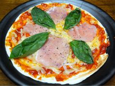 料理メニュー写真 生ハムマルゲリータ