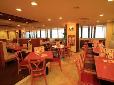 不二家 レストラン 東武百貨店 池袋店の雰囲気1