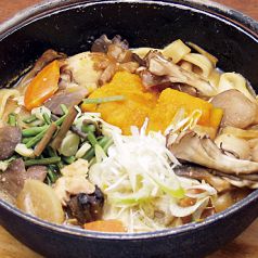 料理メニュー写真 菜彩鶏ときのこのほうとう