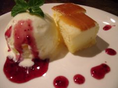 料理メニュー写真&nbsp;チーズケーキキューブ