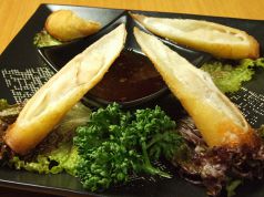 料理メニュー写真&nbsp;長芋とホタテのチーズ春巻き（小4ケ）