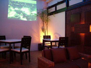 ジーズバー gz BARの雰囲気1