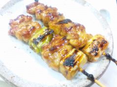 料理メニュー写真&nbsp;もも・ねぎま・つくね・きも・こころ・ずり・背皮・鶏皮おろしポン酢